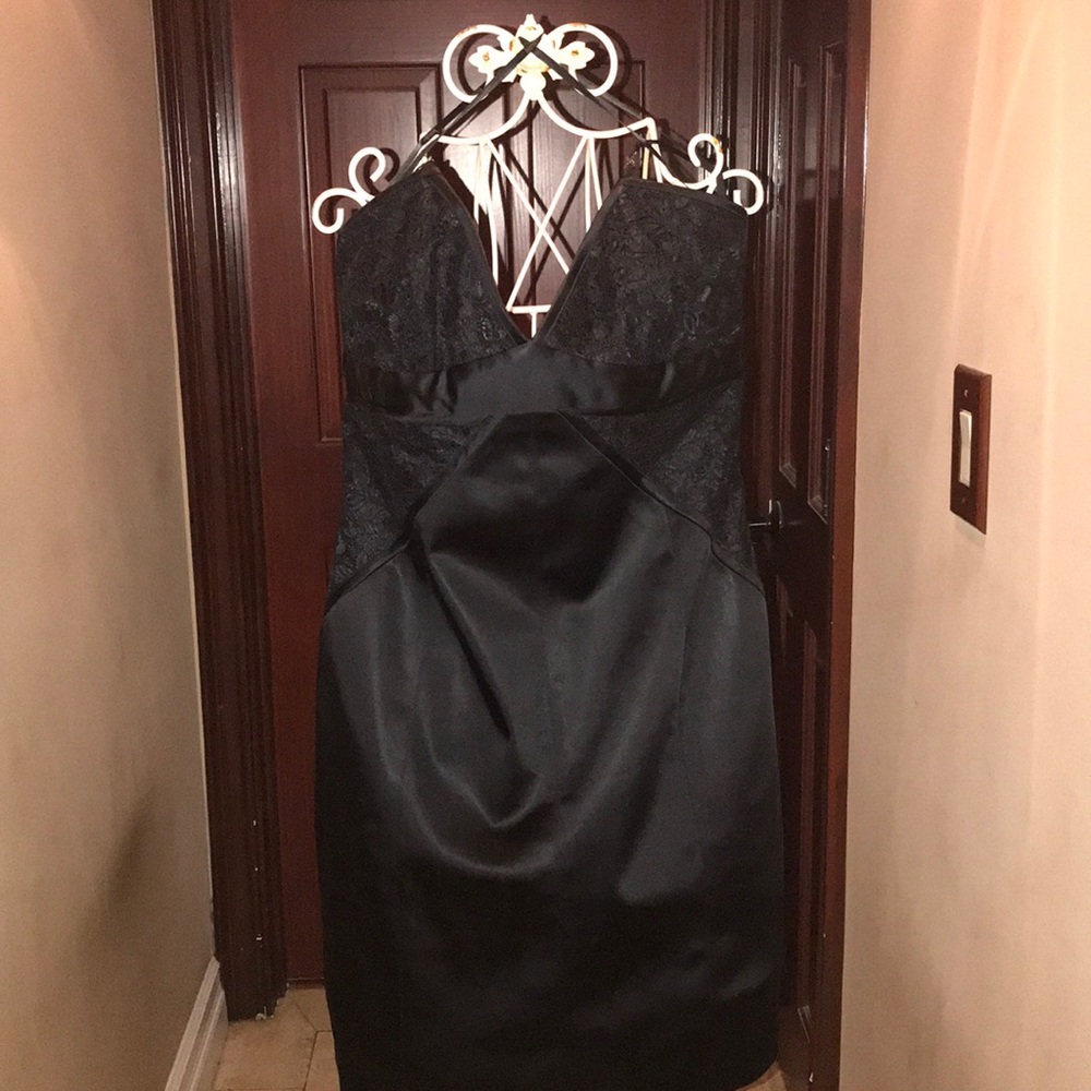 Laundry by Shelli Segal LBD